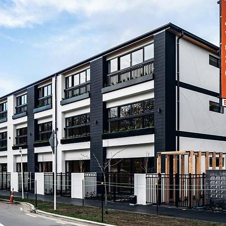 Stellar Central City Apartment - Hagley Park Christchurch Ngoại thất bức ảnh