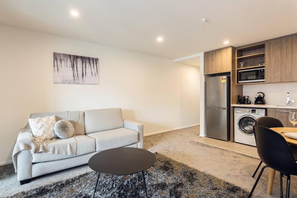Stellar Central City Apartment - Hagley Park Christchurch Ngoại thất bức ảnh