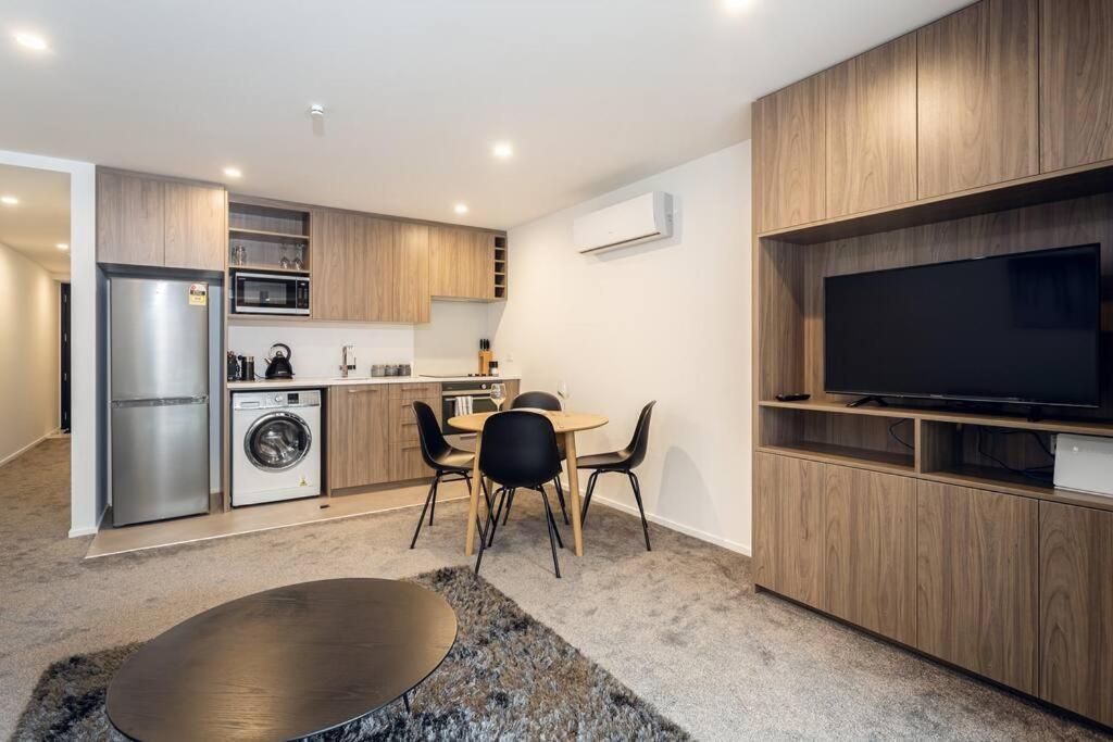 Stellar Central City Apartment - Hagley Park Christchurch Ngoại thất bức ảnh